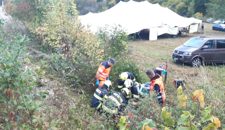 U Kájova srazil vlak muže. Pohyboval se v kolejišti