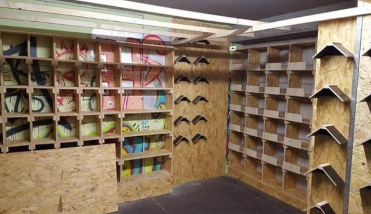 Městský holubník už funguje. Má pomoct k regulaci holubí populace