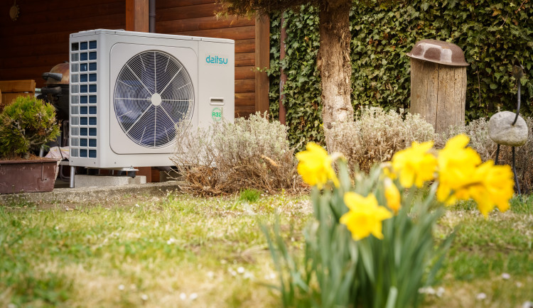 Zkušenost i kvalita. Kostečka Group pomůže s výběrem tepelného čerpadla i s žádostí o dotaci