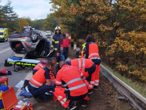 Hromadná nehoda u Boršova nad Vltavou v sobotu odpoledne zcela uzavřela hlavní tah na Krumlov