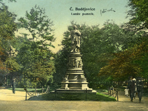 České Budějovice objektivem Milana Bindera a perem Martina Maršíka: Synagogu zbořil, Lannu zachránil