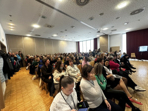Adiktologická konference Jihočeského kraje ukázala nové výzvy v léčbě závislostí