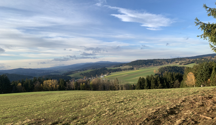 Krajina v rakousko-českém příhraničí.