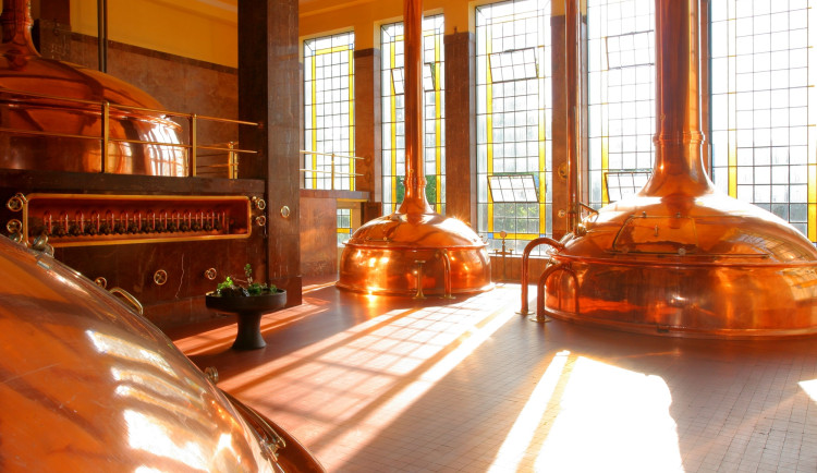 Kofola kupuje většinový podíl v pivovarech Holba, Zubr a Litovel. Cenu transakce strany nezveřejnily