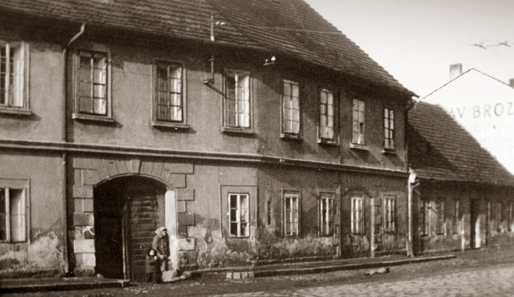 DRBNA HISTORIČKA: V domě na Pražské třídě žilo v minulém století 34 rodin
