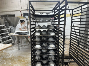 Každý náš chléb má vlastní příběh. O jeho upečení rozhoduje pekař, říká ředitel Pekařství Cais