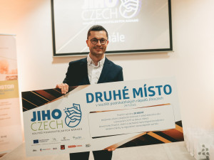 Finále 6. ročníku soutěže Jihoczech ovládl Eduard Čeněk se svým projektem inteligentních řídících systémů