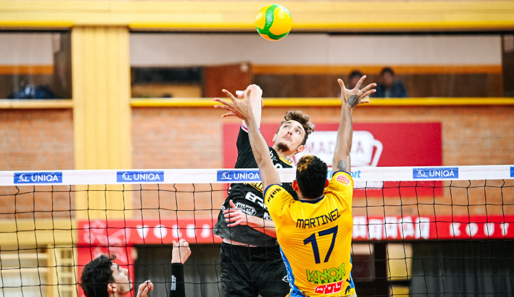 dan.kubat14@gmail.com +420774407608