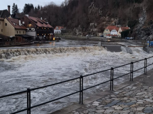 Na jihu Čech a Vysočině stouply toky na pěti místech na třetí povodňový stupeň