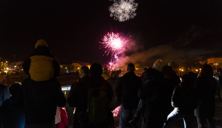 Hluk z ohňostrojů může pro zvířata představovat nekonečné peklo, upozorňuje vedení olomoucké zoo