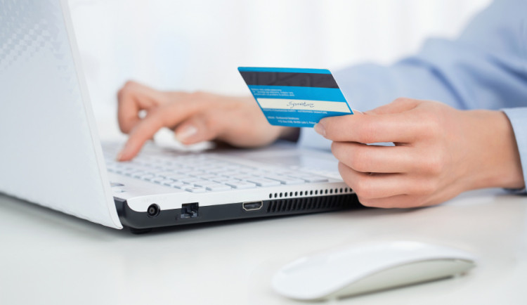 V Olomouci začaly od ledna platit drobné změny v poplatcích za psa nebo užívání veřejného prostranství