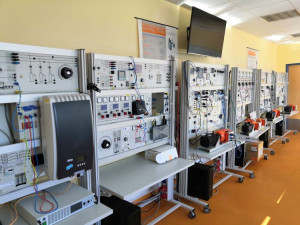 Jak se na Střední odborné škole elektrotechnické, COP Hluboké nad Vltavou připravují budoucí odborníci