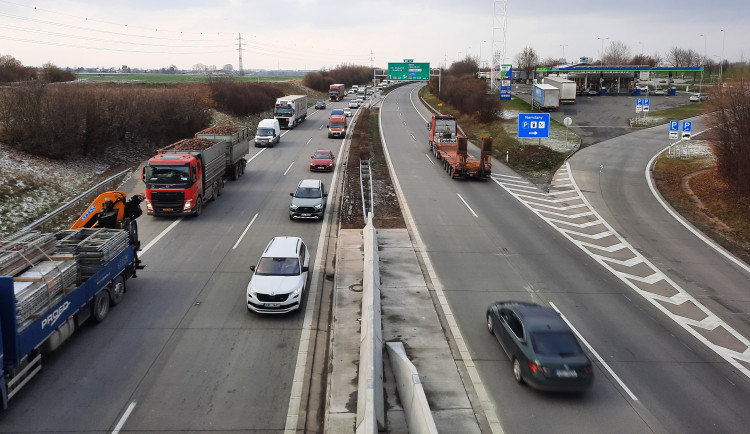 Po dálnici z Mohelnice do Čech nejdřív v roce 2029. Silničáři alespoň zrychlili výkupy pozemků