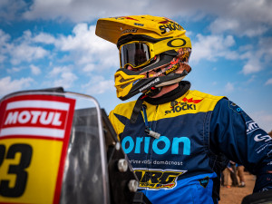 FOTO, VIDEO: Budějčák Michek odstartoval do Rally Dakar. Na prologu zajel jedenácté místo