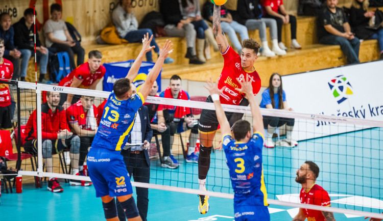 dan.kubat14@gmail.com +420774407608