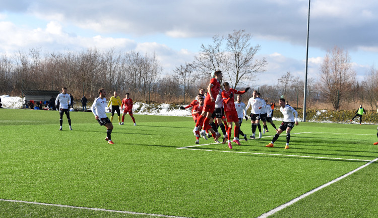 V přípravném utkání Dynamo porazilo Amstetten 6:3.