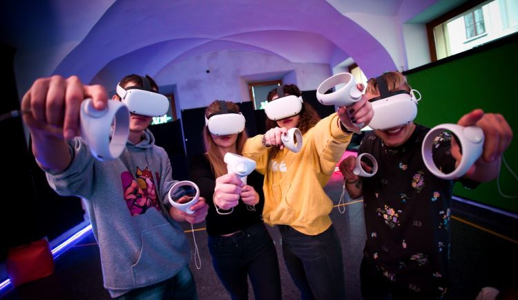 Objevte nezapomenutelnou narozeninovou oslavu plnou zábavy a dobrodružství pro vaše děti