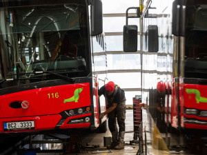 Moje práce je vypravovat autobusy, které se bezpečně vrátí, říká Miloslav Madarasz