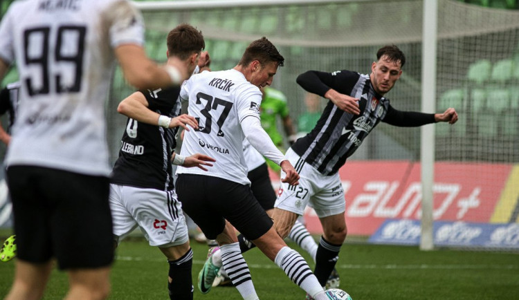 Dynamo v závěru inkasovalo a na jih Čech se vrací bez bodu