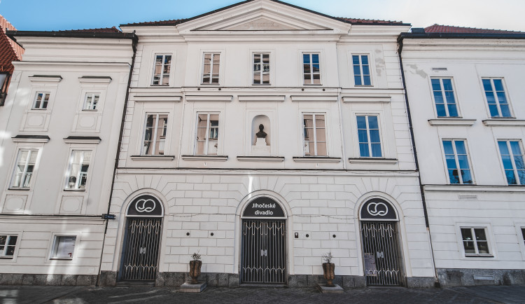 Jihočeské divadlo na jaře uvede tři premiéry, mezi nimi Lazebníka sevillského