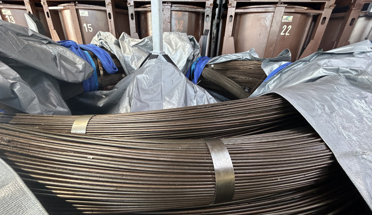 Speciální kabel míří z temelínské elektrárny na Ukrajinu. Bude chránit reaktor
