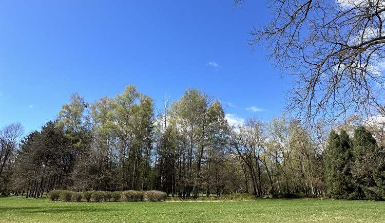Letošní březen byl v Česku nejteplejší od roku 1961