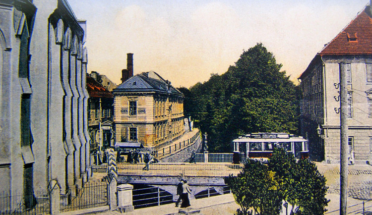 DRBNA HISTORIČKA: Lázně Ferdinandovy stály podél levého břehu Mlýnské stoky