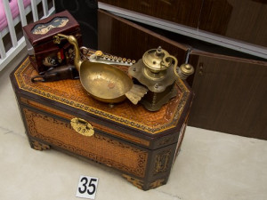 Obviněny v kauze krádeže Porsche má další problém. Několikrát vykradl dům na Vltavotýnsku