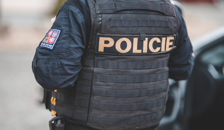 Jednapadesátiletého řidiče zastavili policisté. Nadýchal přes tři a půl promile