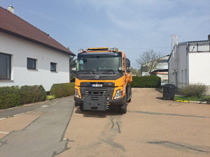 Jihočeští silničáři posílili vozový park. Zvládli už i jarní údržbu zeleně u silnic