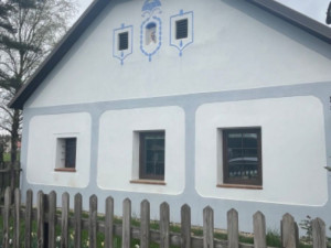 NZU Light podporuje výměnu oken a dveří a zateplení budov až do výše 150 000 Kč.