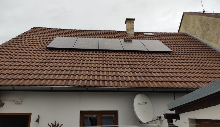 V rámci NZU Light je možné požádat o dotaci na systém solárního ohřevu vody.