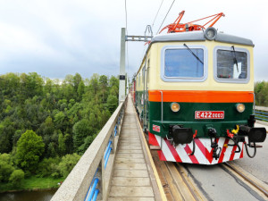 Kvůli opravě trati nepojedou do půlky června vlaky mezi Táborem a Bechyní