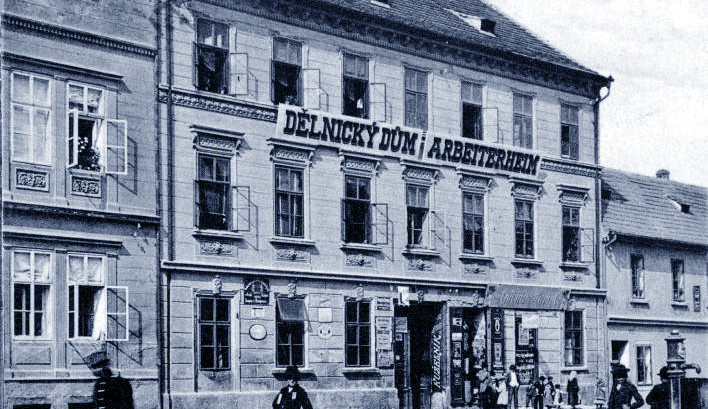 Drbna historička: Májový průvod vyrážel za první republiky od Dělnického domu