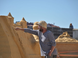 V Písku představí nové sochy z písku, letos se jejich tvůrci inspirovali příběhem voroplavby