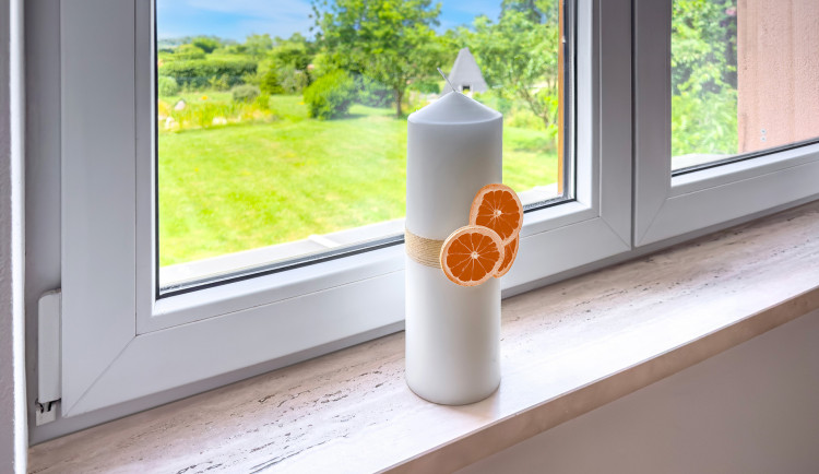 Parapety z přírodního kamene jsou jedinečné a na celý život, říká Stanislav Schwarz z kamenictví TONE OF STONE