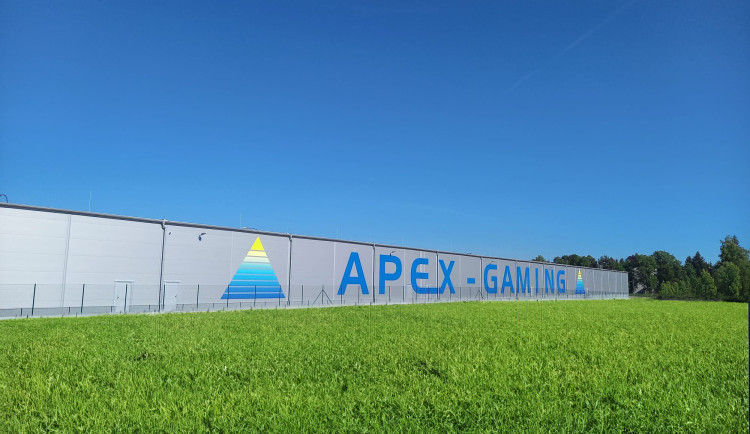 Společnost APEX vyrábí výherní automaty, které exportuje do kasin v 72 zemích celého světa