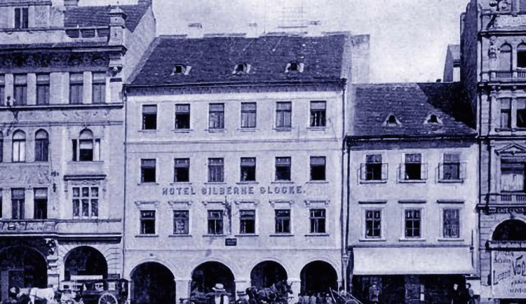DRBNA HISTORIČKA: Od gotiky po baroko, na hotelu Zvon se podepsala každá velká epocha architektury
