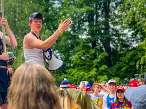 FOTO: Hudba, veselí a zábavné kostýmy, Budějovicemi prošel tradiční průvod studentů