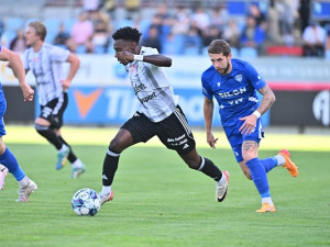 Fotbalisté Budějovic porazili v úvodní baráži Táborsko 2:1 gólem v nastavení