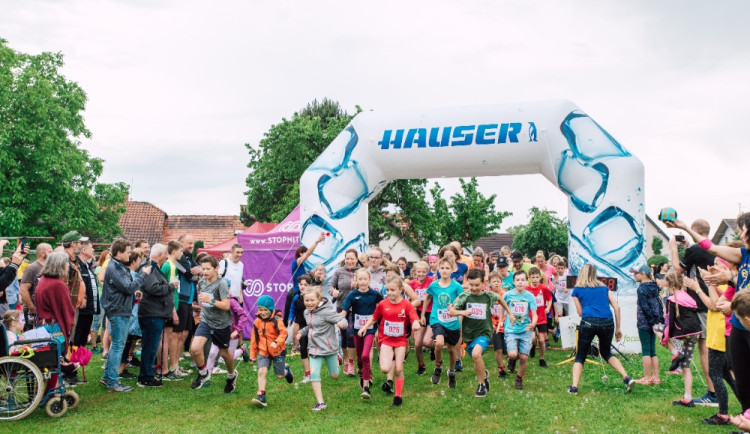 Červen v Římově odstartuje Během pro úsměv. Pomůže Emičce, Lukáškovi a organizaci Helppes