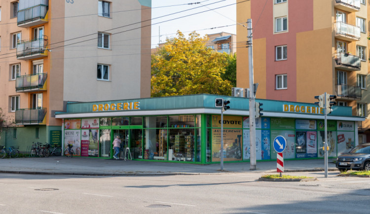 Zemřel majitel legendární českobudějovické drogerie Miroslav Česal