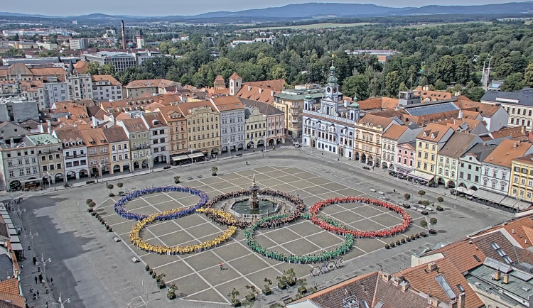 Některé jihočeské střední školy skončí výuku kvůli dětské olympiádě 21. června
