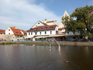 Umění je opět ve městě, umělecký festival přivezl do jižních Čech téměř tři desítky soch