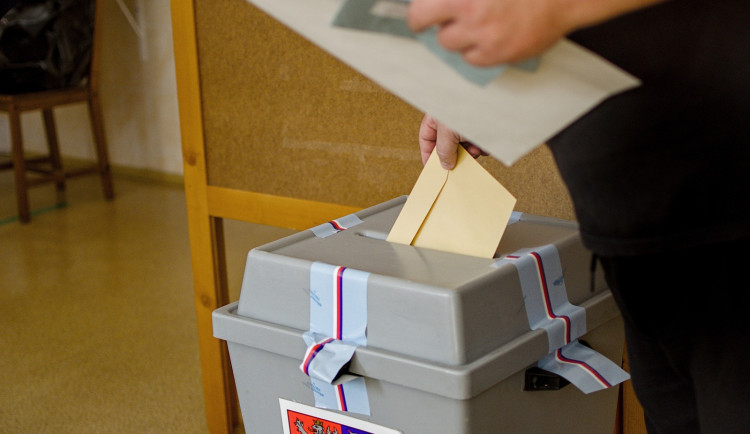 Kandidátní listiny do voleb na jihu Čech zatím podaly dva politické subjekty