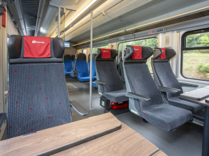 Na jihočeské kolejnice míří nové soupravy, nabídnou pohodlí, Wi-Fi i zásuvky pro dobíjení elektroniky