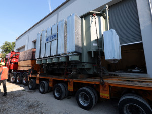 Klíčová transformační stanice bude hotová na podzim. Energetici ji osadli nízkohlukovými transformátory