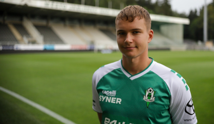 Další posila pro fotbalový Jablonec. Útočník Schánělec ze Sparty už trénuje s domácími