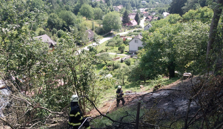 Plánované pálení klestí je potřeba nahlásit včas hasičům