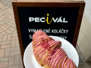 Díky novým pojízdným prodejnám PECiVÁL Na Kolech máte čerstvé pečivo na dosah ruky i u vody